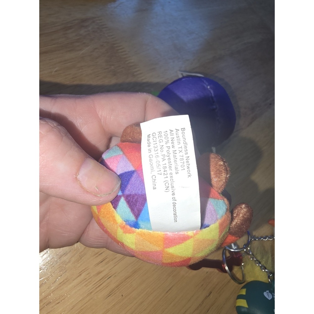 American Heart Association 5 Keychain. - Picture 4 of 6